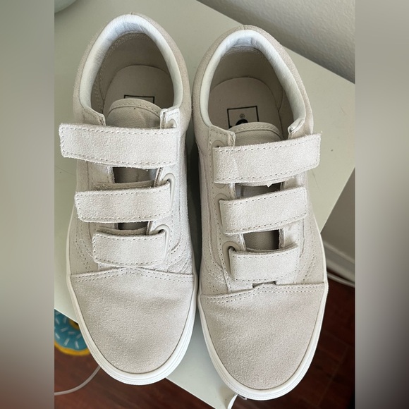 Vans Size 7 - Picture 2 of 9